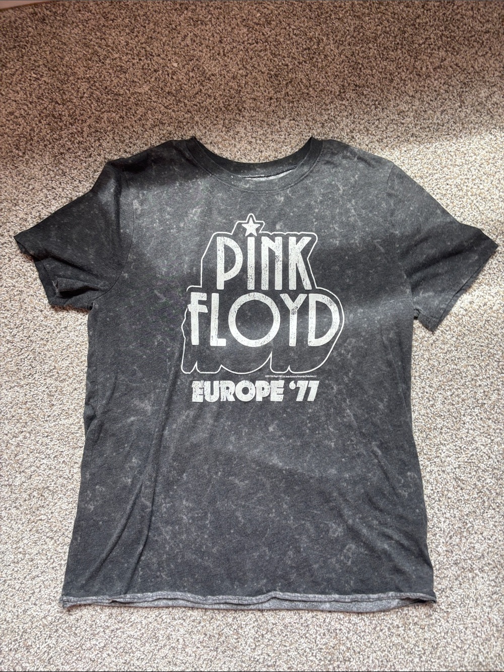 abercrombie kids Black Pink Floyd Europe '77 Graphic Tee
